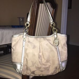 Coach shoulder bag